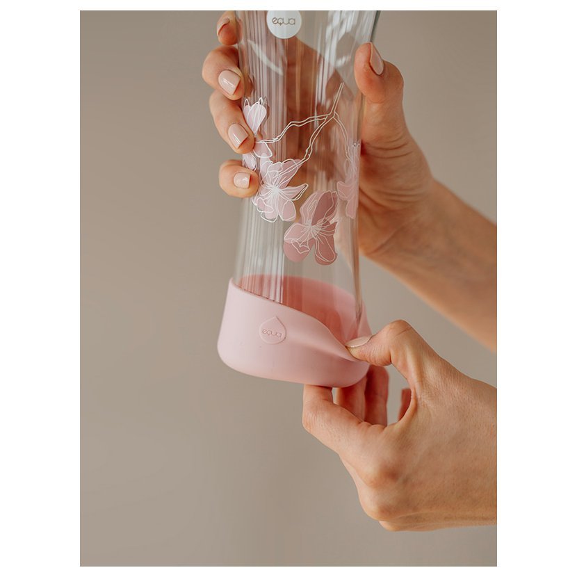 Sklenená fľaša EQUA Squeeze Magnolia, 550 ml 1